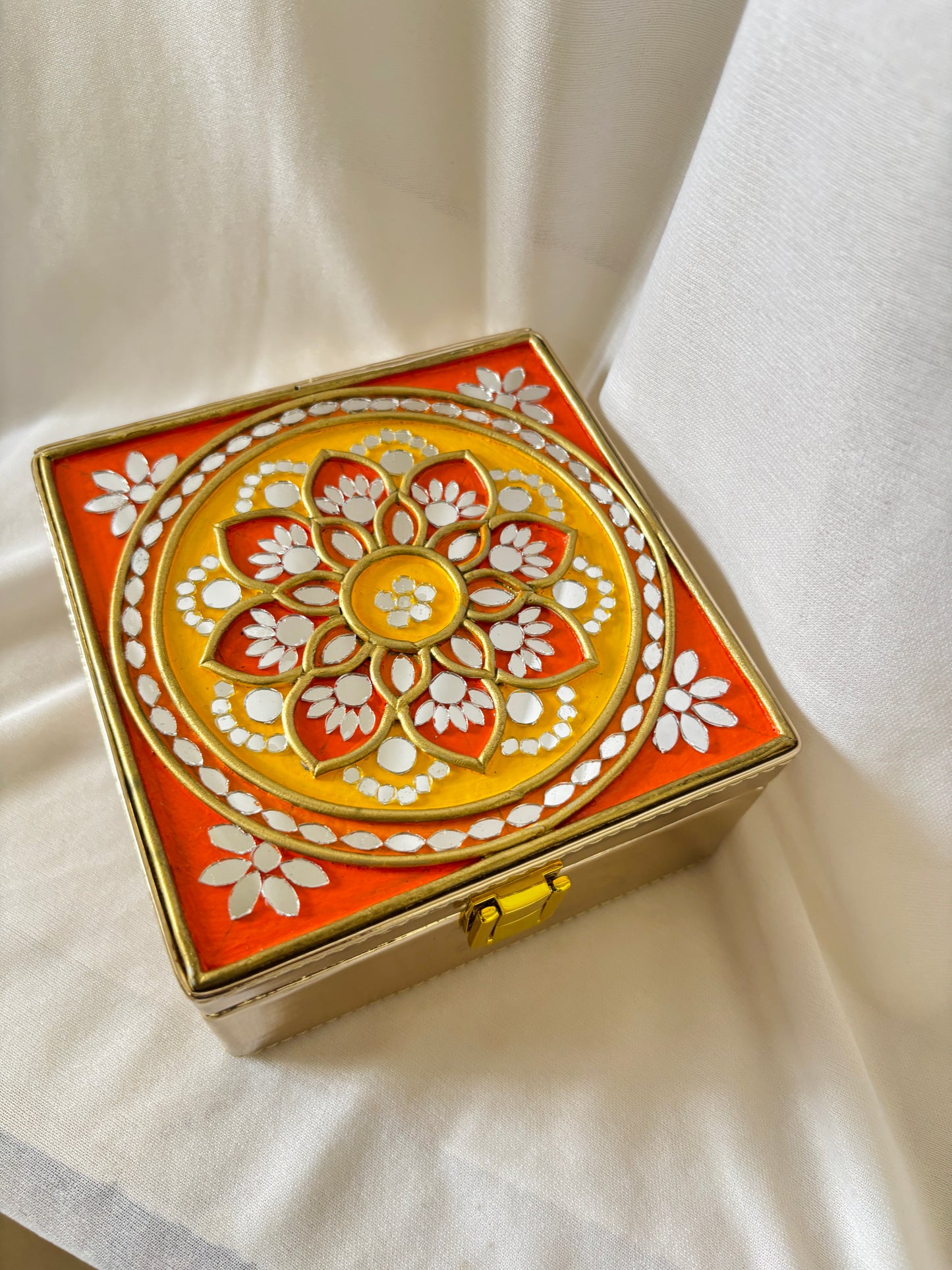 Mandala Lippan Art Diwali Hamper