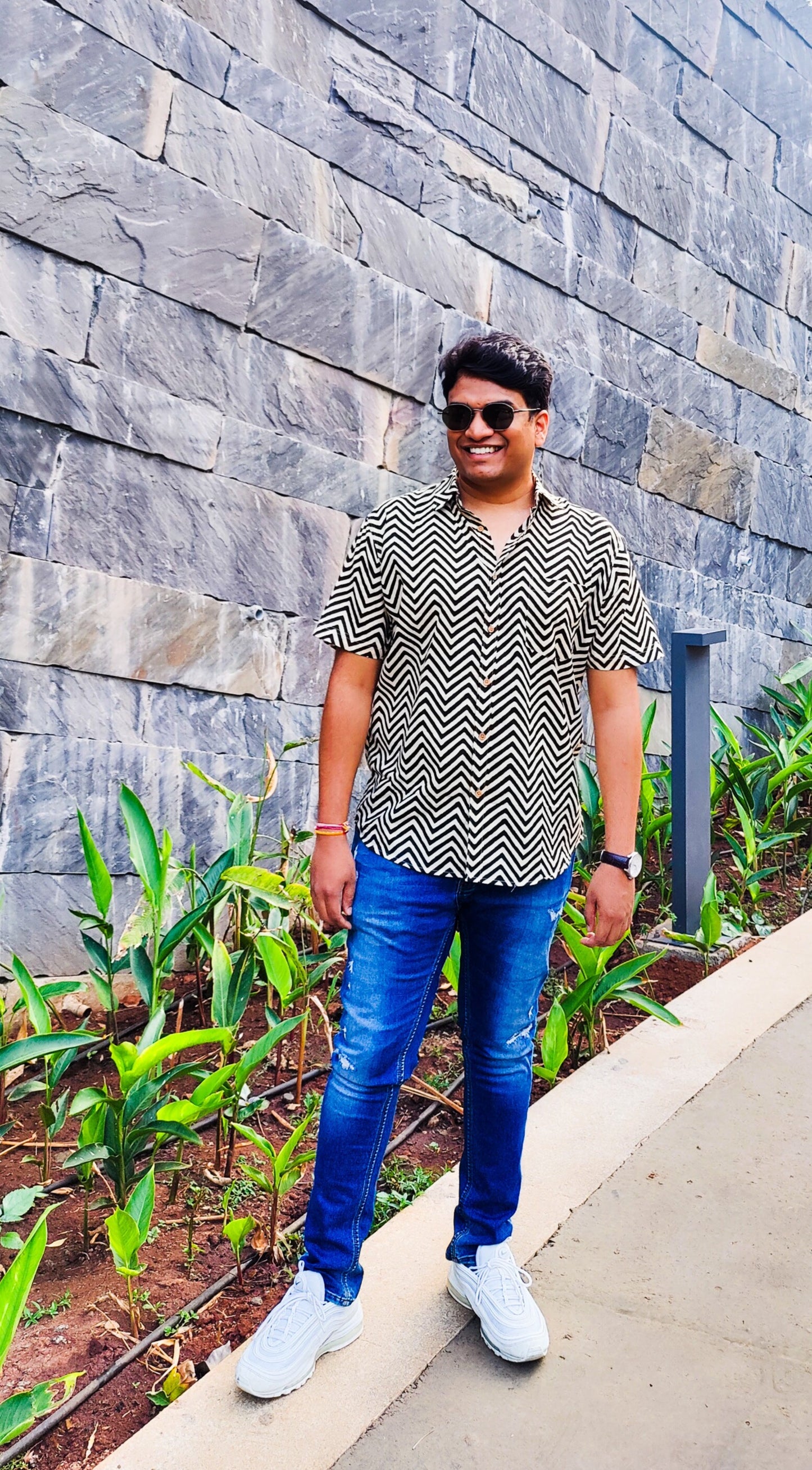 Zig Zag Unisex Short Sleeves Shirt