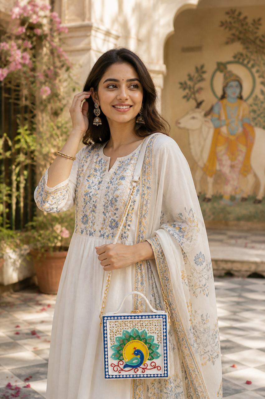 Peacock Charm Square Box Lippan Art Bag