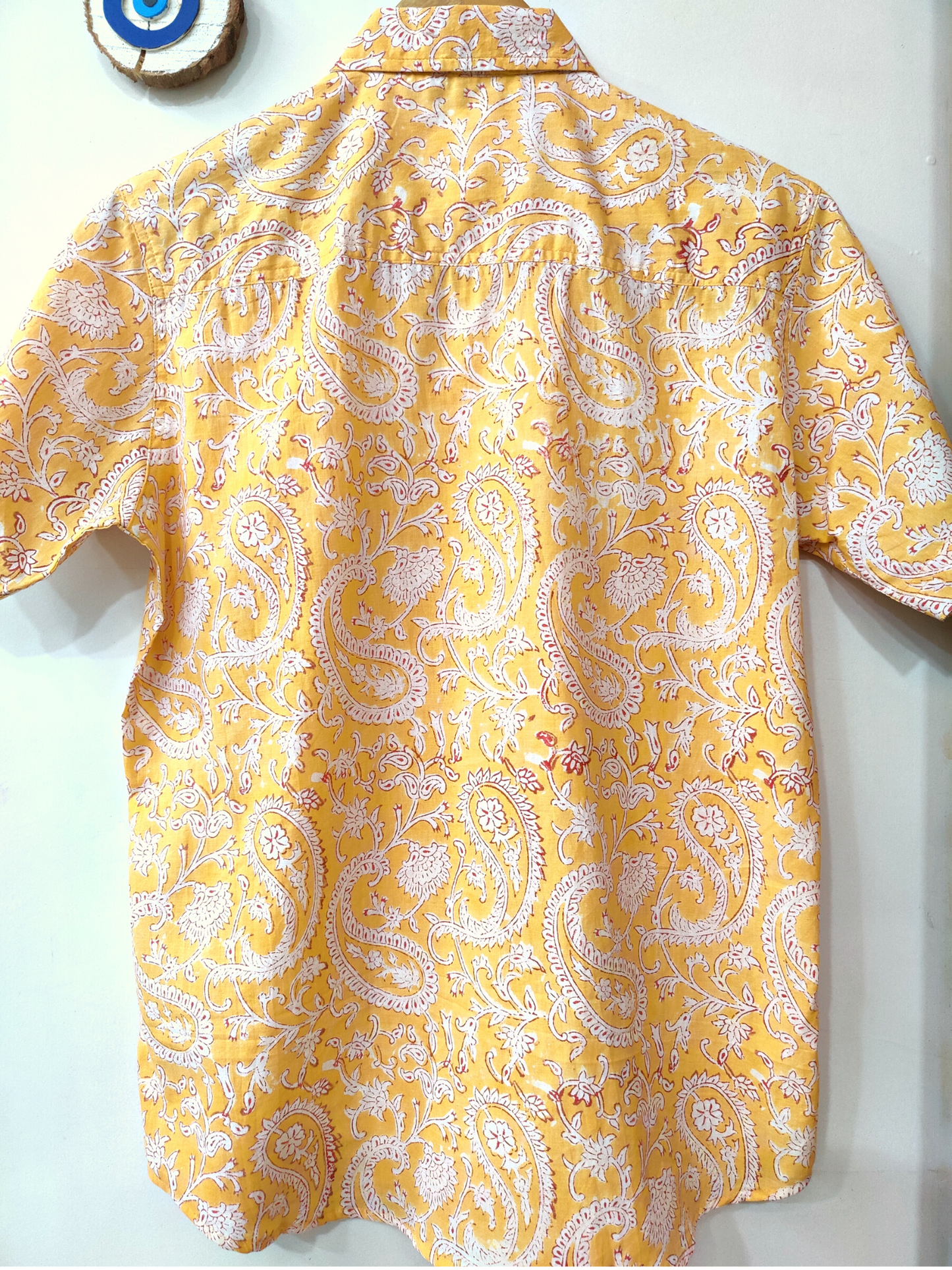 Yellow Paisley - Unisex Short Sleeves Shirt