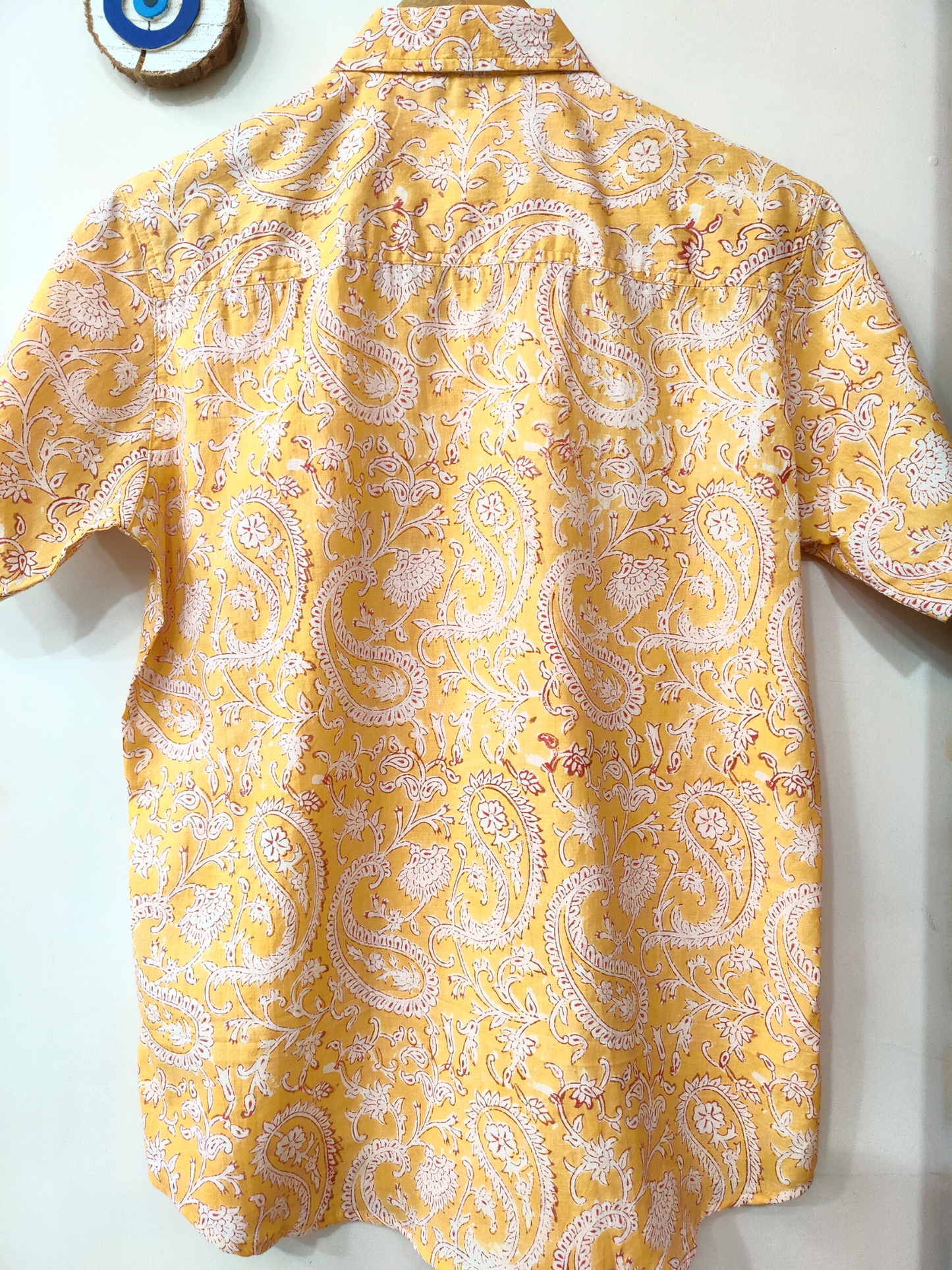 Yellow Paisley - Unisex Short Sleeves Shirt