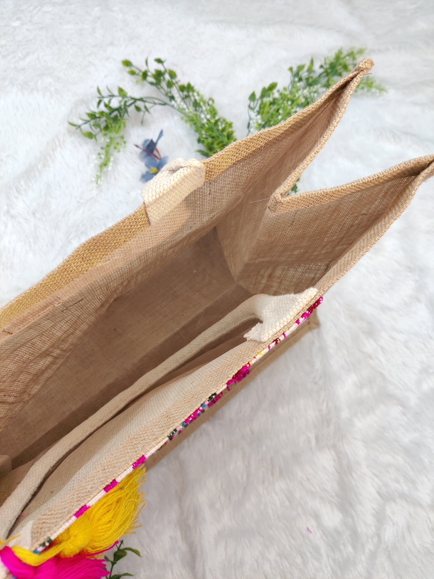 Colourful Customized Jute Jhola Medium Bag