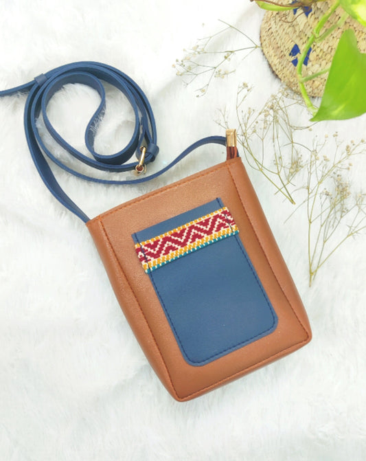 POCKET FRIENDLY BEAUT- MINI SLING